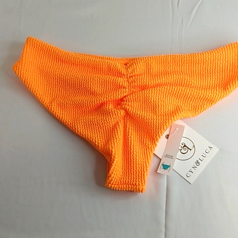 🎈Cyn & Luca Junior Size Small Bright Orange Ruched Back Solid Swim Bottom NWT - Picture 3 of 4